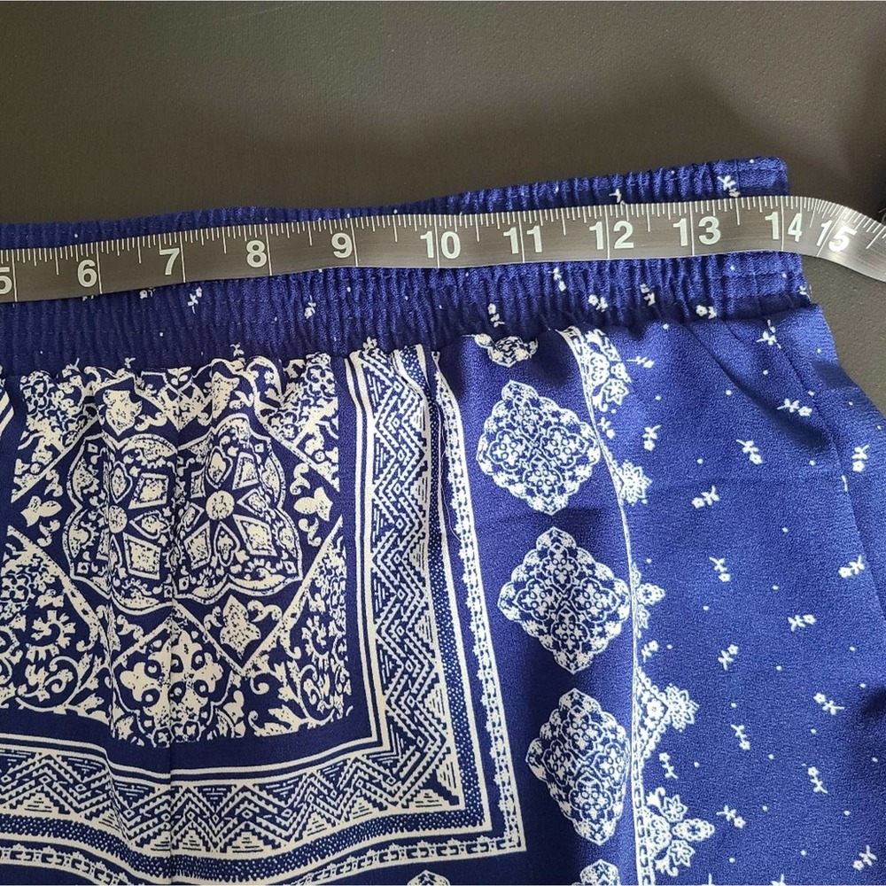 SWEET WANDERER | BLUE BANANA PRINT SHORTS - Picture 7 of 11